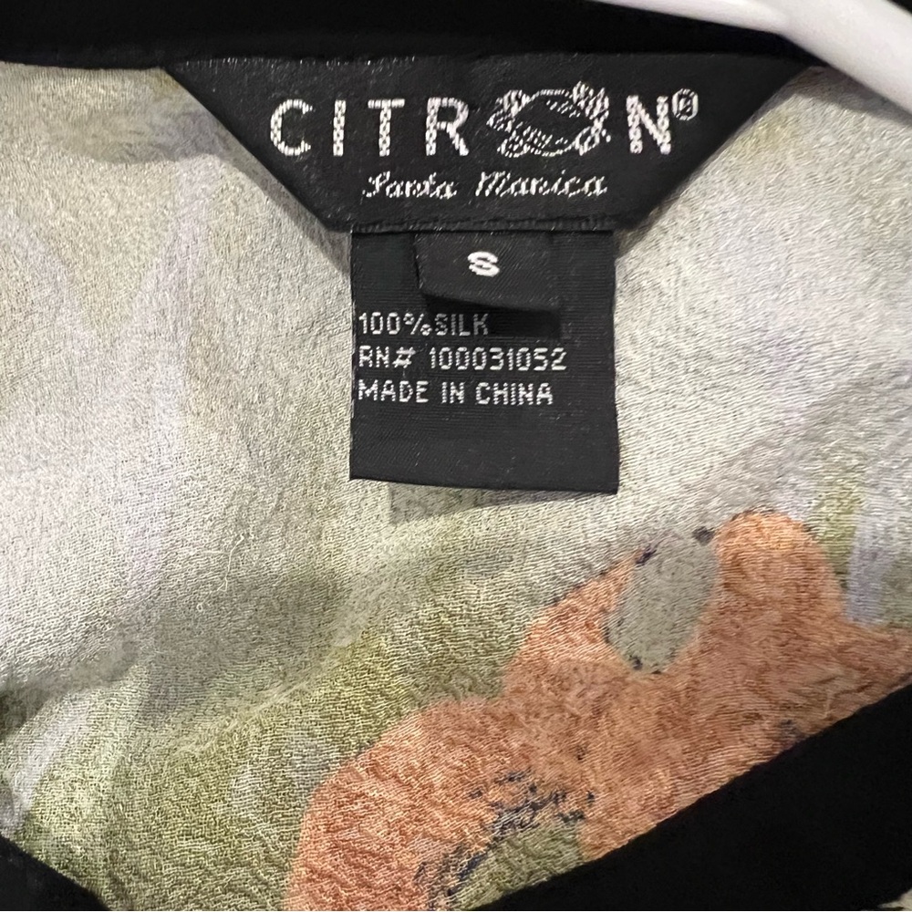 Citron Butterfly Radiance Glow Silk Tunic - Picture 8 of 8